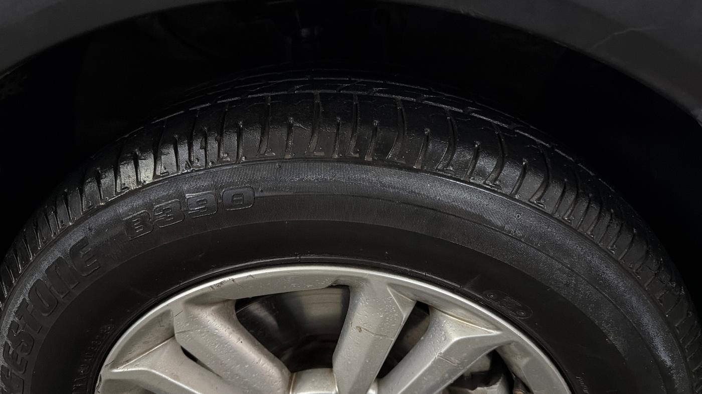 2017 Hyundai Creta SX PLUS 1.6 PETROL, Petrol, Manual, 98,571 km, Right Front Tyre Tread