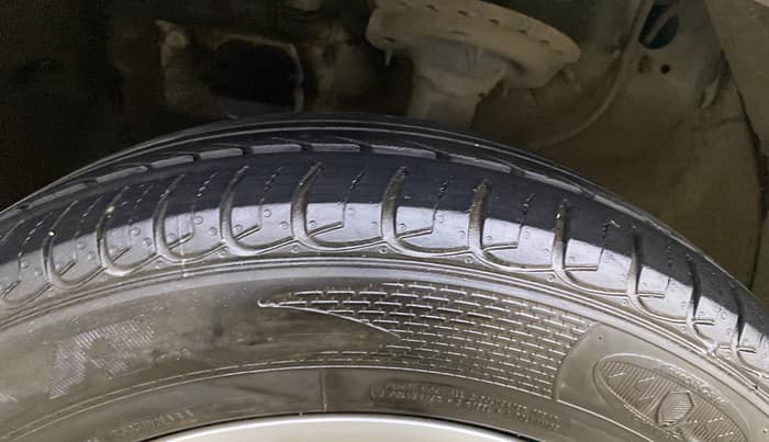 2016 Hyundai Creta S 1.6 PETROL, Petrol, Manual, 47,477 km, Left Front Tyre Tread