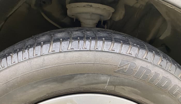 2016 Hyundai Creta S 1.6 PETROL, Petrol, Manual, 47,477 km, Right Front Tyre Tread