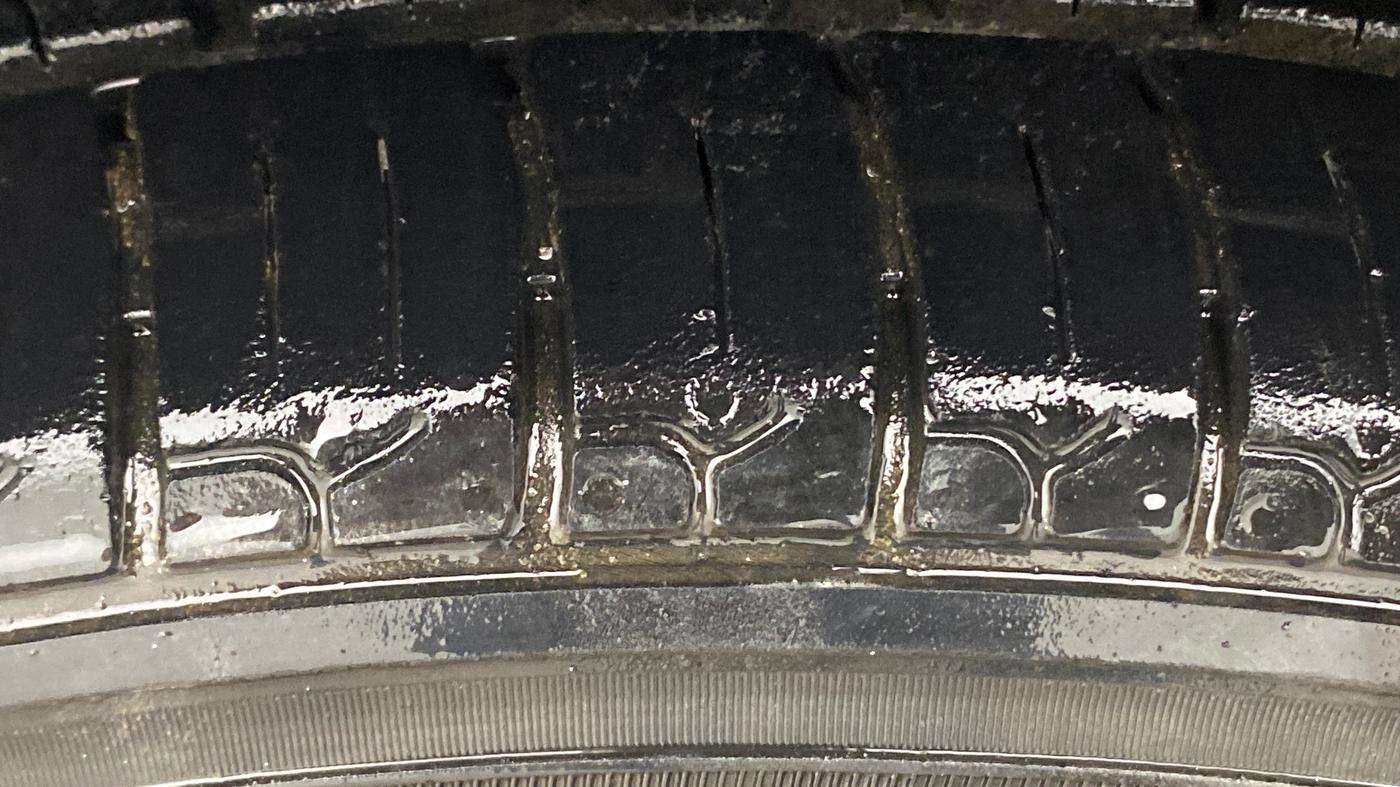 2019 Maruti Alto K10 VXI, Petrol, Manual, 46,518 km, Left Front Tyre Tread
