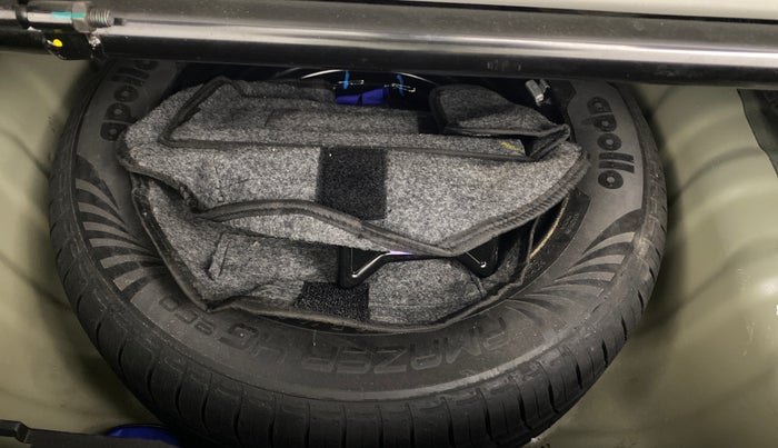 2025 Hyundai EXTER SX 1.2 MT Hy-CNG Duo , CNG, Manual, 11,096 km, Spare Tyre