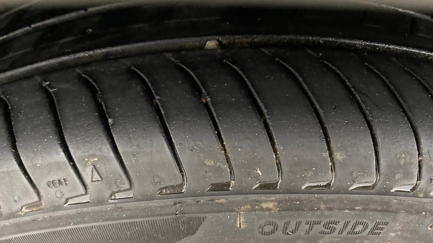 2025 Hyundai EXTER SX 1.2 MT Hy-CNG Duo , CNG, Manual, 11,096 km, Left Front Tyre Tread