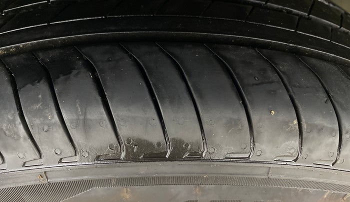 2025 Hyundai EXTER SX 1.2 MT Hy-CNG Duo , CNG, Manual, 11,096 km, Right Rear Tyre Tread