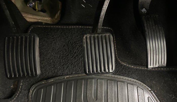 2025 Hyundai EXTER SX 1.2 MT Hy-CNG Duo , CNG, Manual, 11,096 km, Pedals