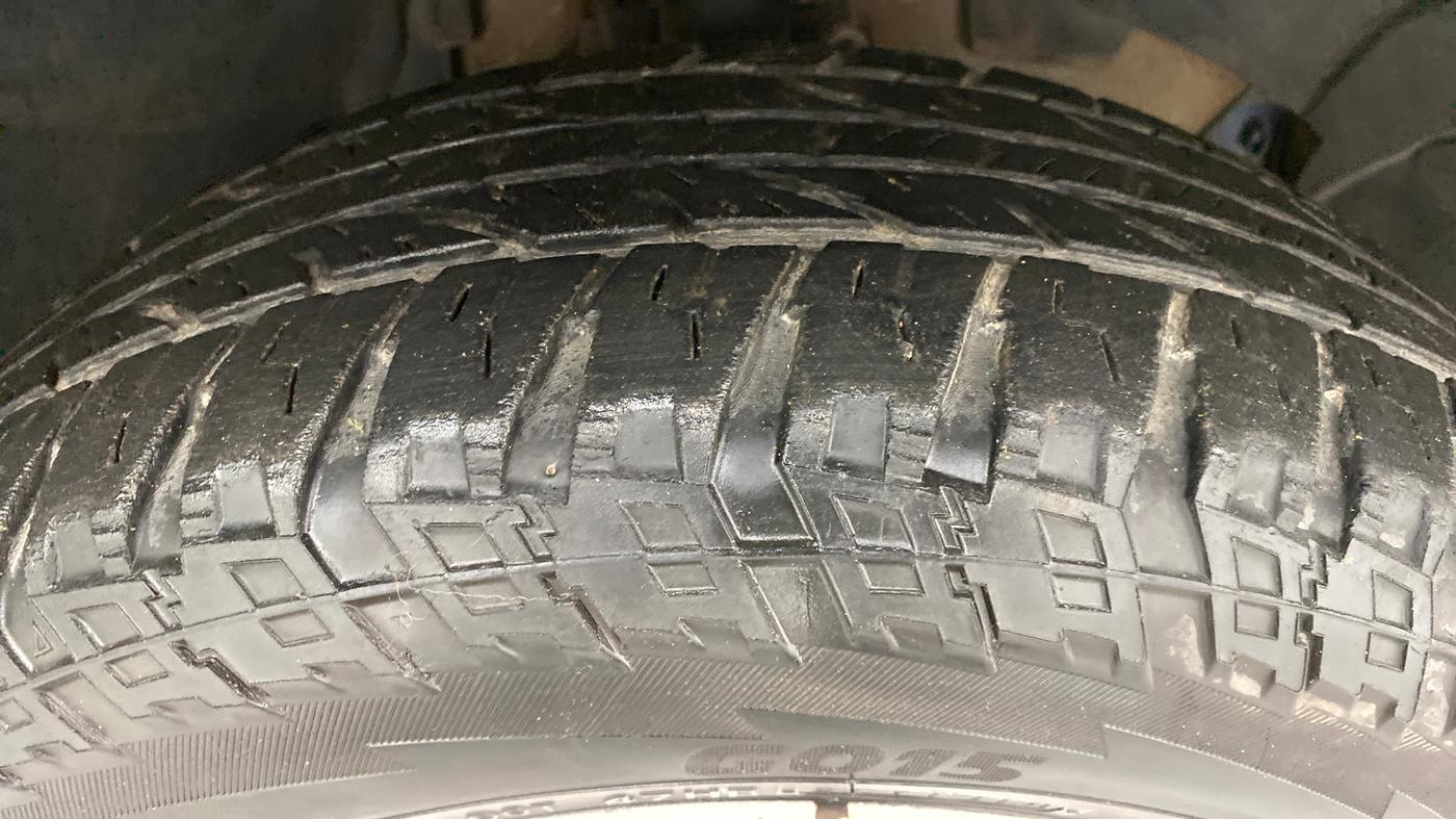 2015 Renault Duster 85 PS RXL, Diesel, Manual, 74,977 km, Right Front Tyre Tread