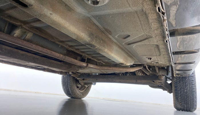 2015 Renault Duster 85 PS RXL, Diesel, Manual, 74,977 km, Right Side Underbody