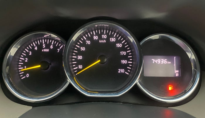 2015 Renault Duster 85 PS RXL, Diesel, Manual, 74,977 km, Odometer Image