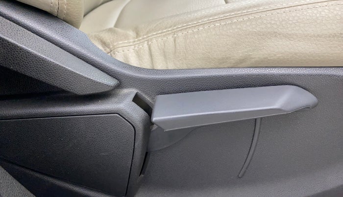 2016 Ford Ecosport TITANIUM 1.5L PETROL AT, Petrol, Automatic, 78,540 km, Driver Side Adjustment Panel