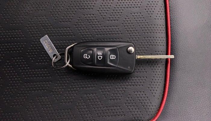 2021 Tata PUNCH ADVENTURE MT, Petrol, Manual, 38,303 km, Key Close Up