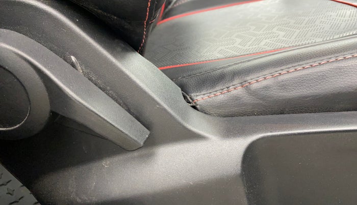 2021 Tata PUNCH ADVENTURE MT, Petrol, Manual, 38,303 km, Driver Side Adjustment Panel