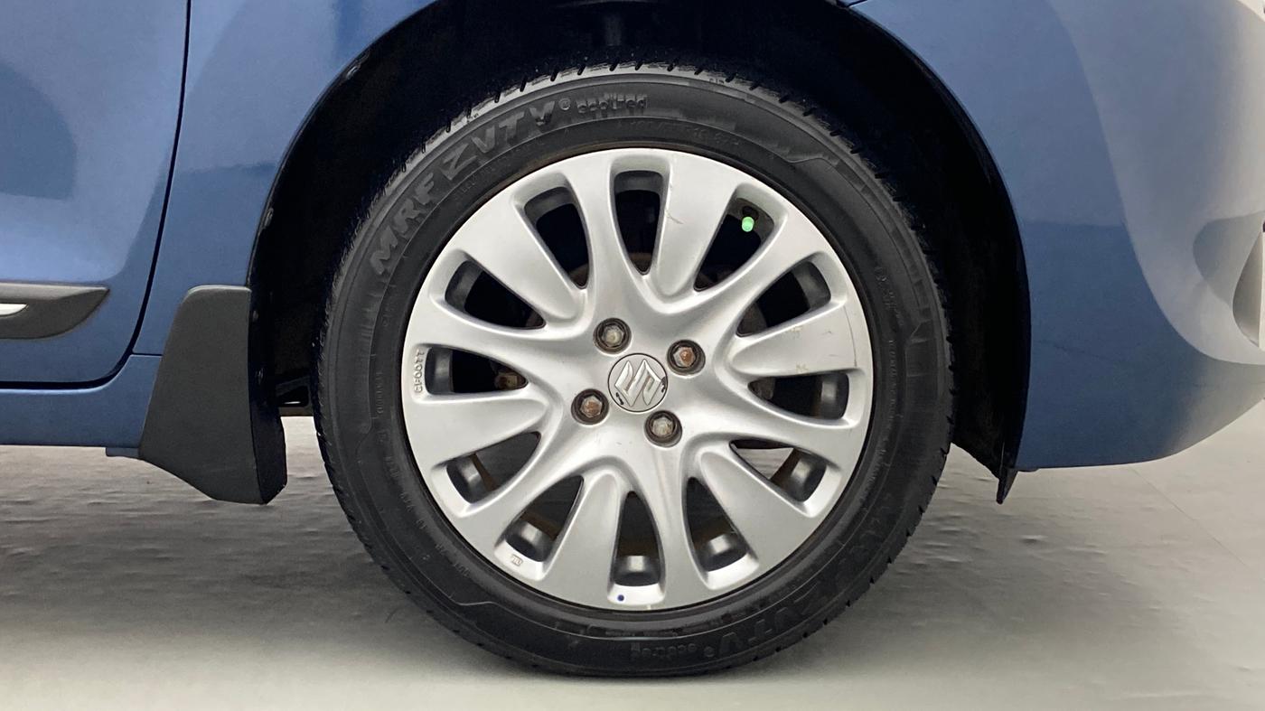 2017 Maruti Baleno ZETA 1.2 K12, Petrol, Manual, 56,410 km, Right Front Wheel