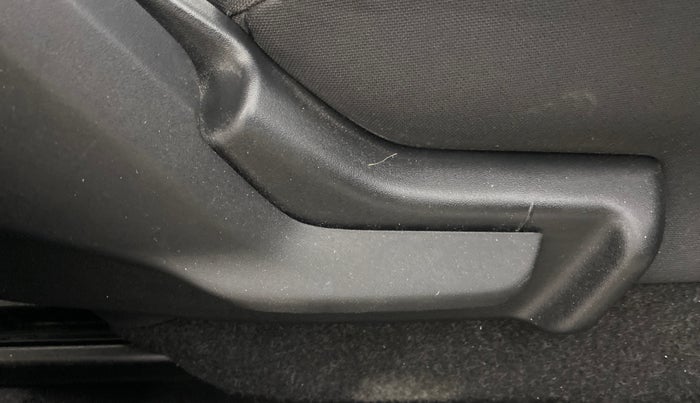 2017 Maruti IGNIS ZETA 1.2, Petrol, Manual, 17,473 km, Driver Side Adjustment Panel