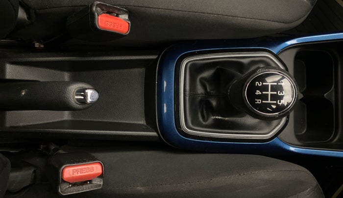 2017 Maruti IGNIS ZETA 1.2, Petrol, Manual, 17,473 km, Gear Lever