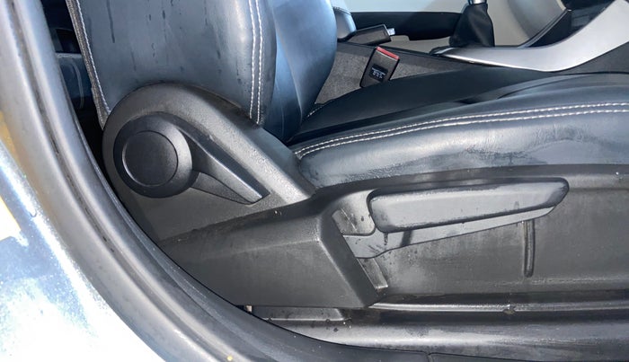 2025 Tata ALTROZ XZ PLUS PETROL, Petrol, Manual, 9,104 km, Driver Side Adjustment Panel