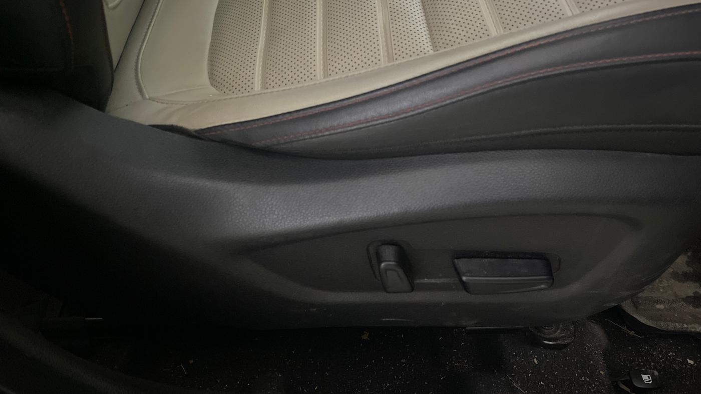2020 KIA SELTOS GTX PLUS DCT 1.4 PETROL, Petrol, Automatic, 52,971 km, Driver Side Adjustment Panel