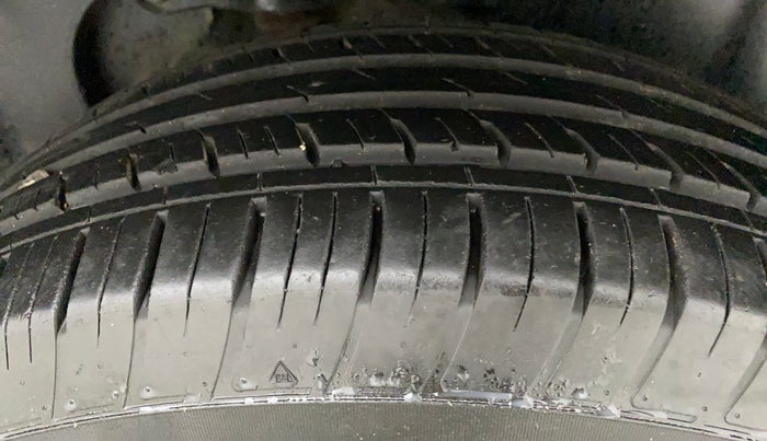 2021 Tata Harrier XZA PLUS 2.0L, Diesel, Automatic, 32,931 km, Left Rear Tyre Tread