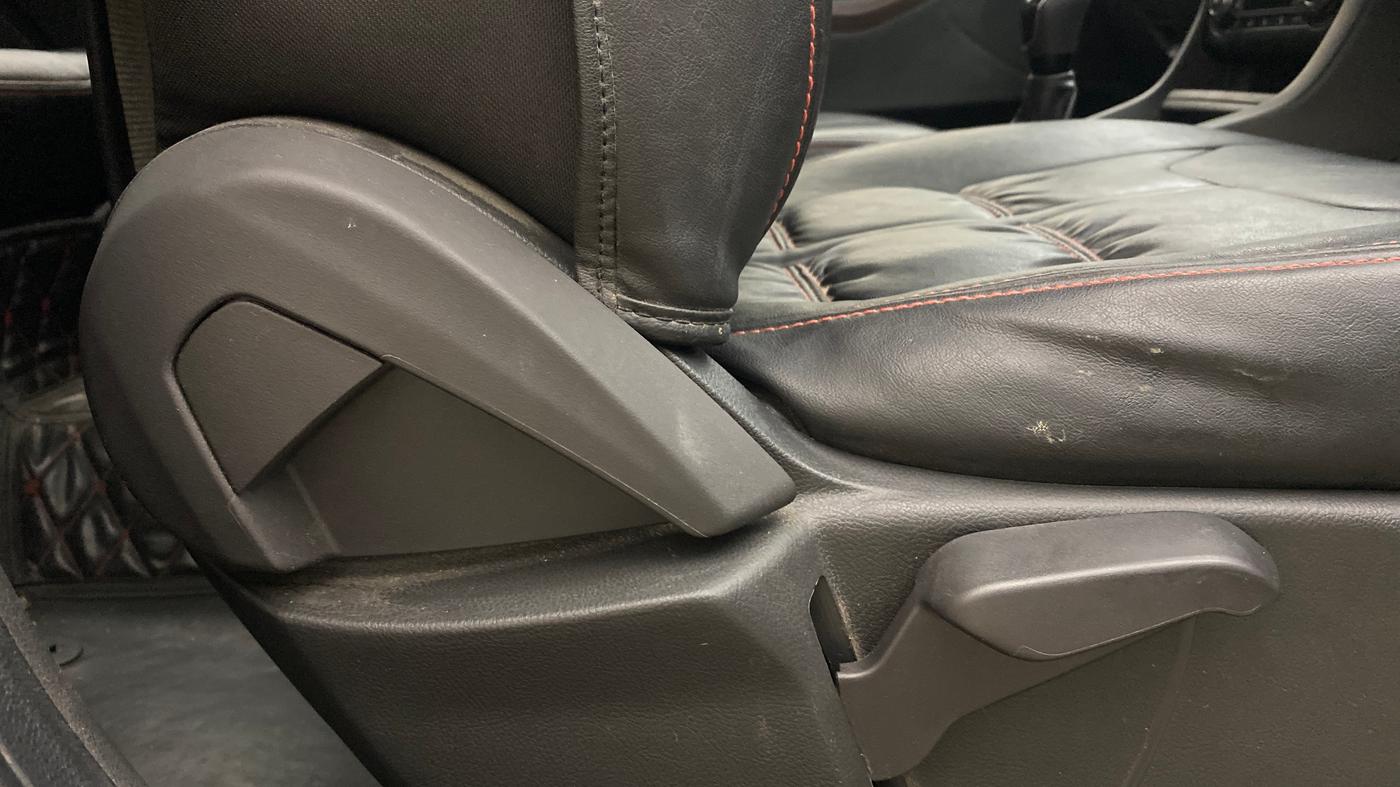 2021 Ford FREESTYLE TITANIUM 1.2 PETROL, Petrol, Manual, 28,600 km, Driver Side Adjustment Panel