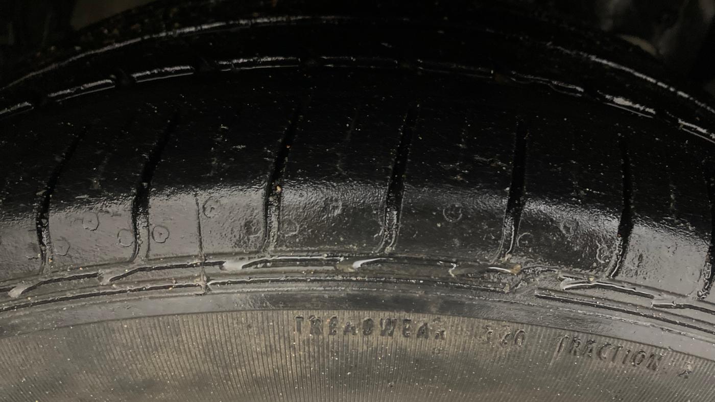 2021 Ford FREESTYLE TITANIUM 1.2 PETROL, Petrol, Manual, 28,600 km, Right Front Tyre Tread