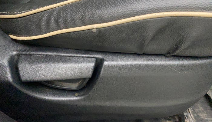2019 Hyundai NEW SANTRO ERA EXECUTIVE, Petrol, Manual, 69,331 km, Driver Side Adjustment Panel