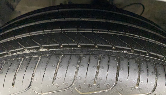 2019 Hyundai NEW SANTRO ERA EXECUTIVE, Petrol, Manual, 69,331 km, Left Front Tyre Tread