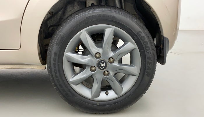 2016 Tata Bolt XT REVOTRON, Petrol, Manual, 14,567 km, Left Rear Wheel