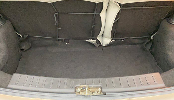 2016 Tata Bolt XT REVOTRON, Petrol, Manual, 14,567 km, Boot Inside