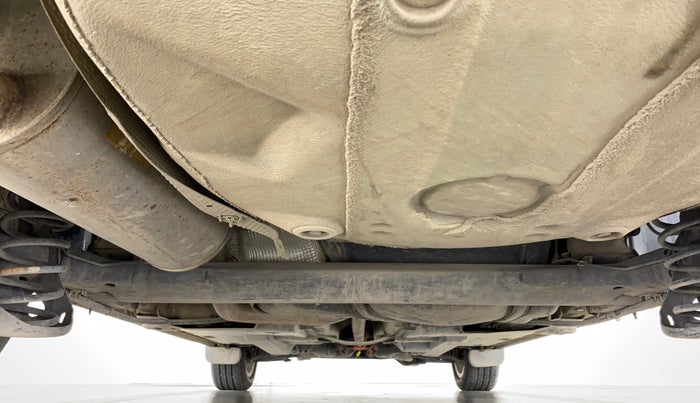 2016 Volkswagen Vento HIGHLINE TDI AT, Diesel, Automatic, 24,828 km, Rear Underbody