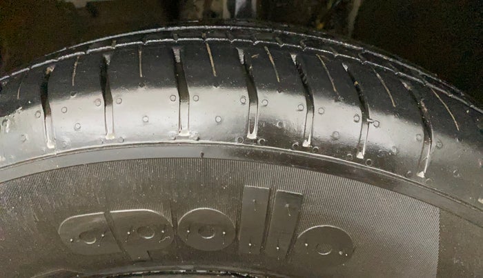 2023 Tata PUNCH ACCOMPLISHED SUNROOF MT, CNG, Manual, 45,775 km, Left Front Tyre Tread