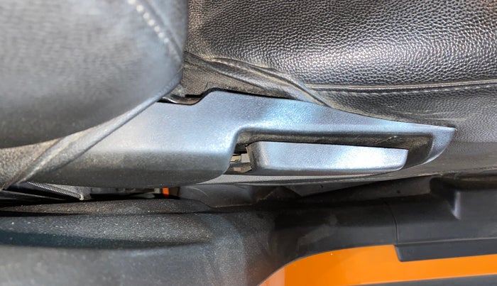 2020 Maruti S PRESSO VXI+, Petrol, Manual, 14,162 km, Driver Side Adjustment Panel