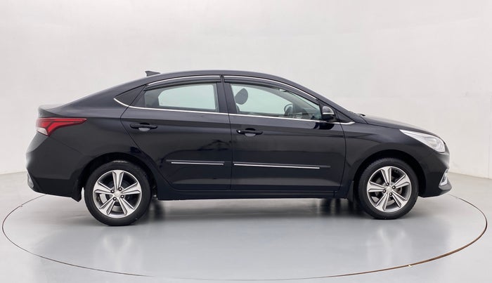 2017 Hyundai Verna 1.6 SX VTVT, Petrol, Manual, 23,788 km, Right Side View