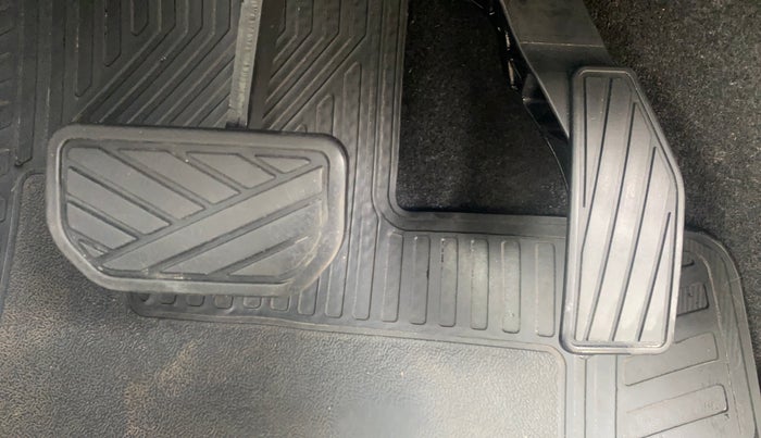 2021 Maruti S PRESSO VXI PLUS AMT, Petrol, Automatic, 57,395 km, Pedals