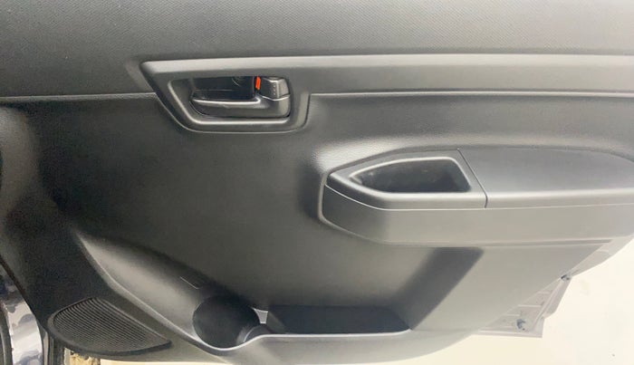 2021 Maruti S PRESSO VXI PLUS AMT, Petrol, Automatic, 57,395 km, Driver Side Door Panels Control