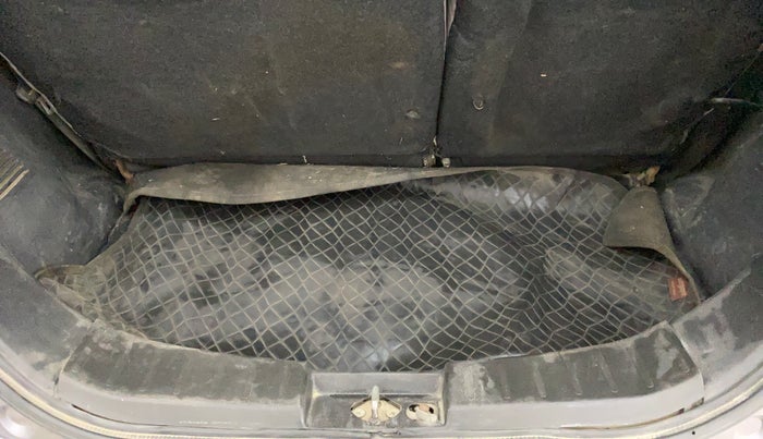 2015 Maruti Wagon R 1.0 VXI, Petrol, Manual, 69,690 km, Boot Inside