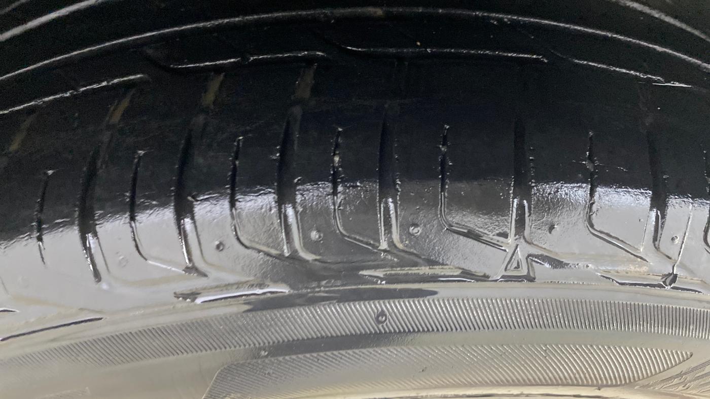 2022 Tata NEXON XZA PLUS (PREMIUM) PETROL, CNG, Automatic, 54,232 km, Right Front Tyre Tread