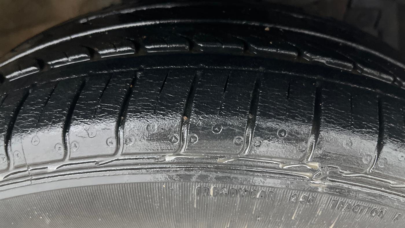 2021 Maruti Ciaz ZETA 1.5 SHVS MT PETROL, Petrol, Manual, 17,578 km, Right Front Tyre Tread