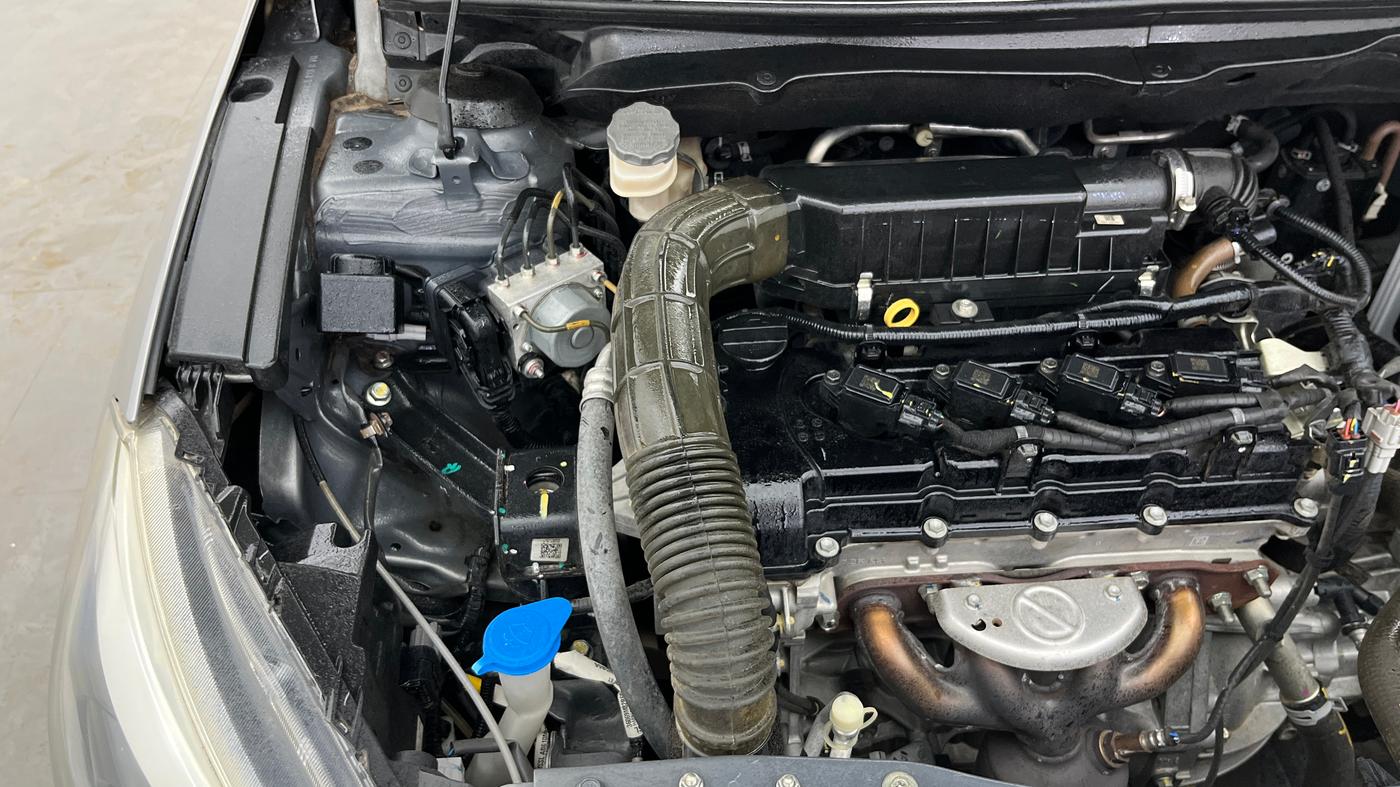 2021 Maruti Ciaz ZETA 1.5 SHVS MT PETROL, Petrol, Manual, 17,578 km, Engine View - Right