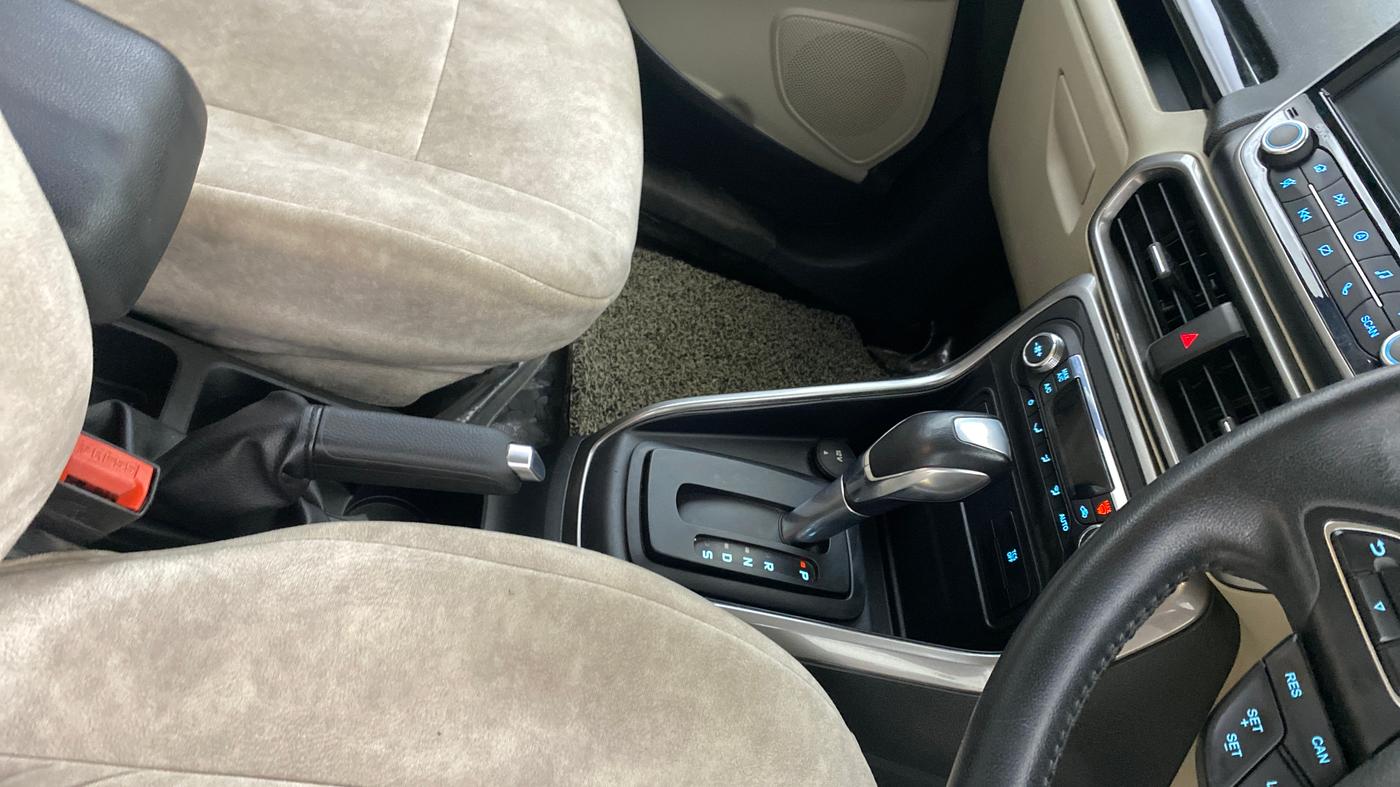 2021 Ford Ecosport TITANIUM + 1.5L PETROL AT, Petrol, Automatic, 56,915 km, Gear Lever