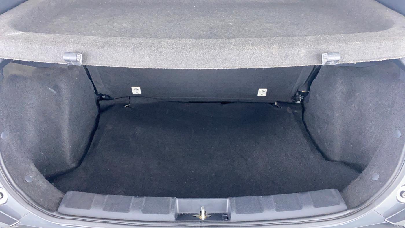 2020 Tata NEXON XMA SUNROOF 1.2 RTN, Petrol, Automatic, 26,829 km, Boot Inside
