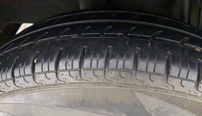 2018 Datsun Redi Go T (O), Petrol, Manual, 51,647 km, Right Rear Tyre Tread