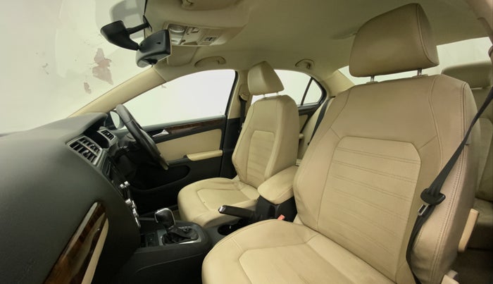 2014 Volkswagen Jetta HIGHLINE TDI AT, Diesel, Automatic, 75,042 km, Right Side Front Door Cabin