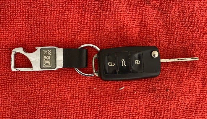 2014 Volkswagen Jetta HIGHLINE TDI AT, Diesel, Automatic, 75,042 km, Key Close Up