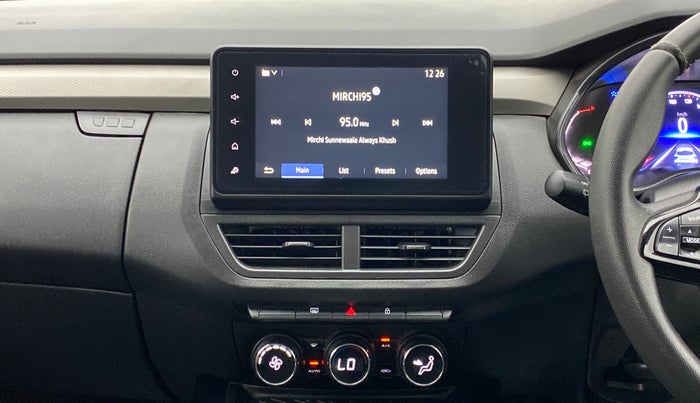 2021 Renault Kiger RXZ CVT 1.0 TURBO DUAL TONE, Petrol, Automatic, 14,608 km, Air Conditioner