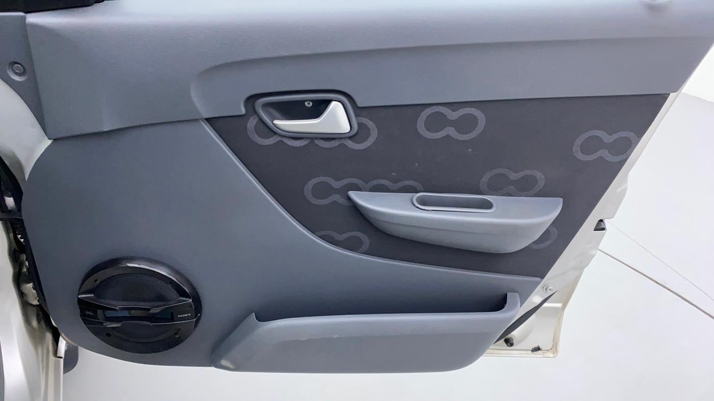 2012 Maruti Alto 800 LXI, Petrol, Manual, 69,492 km, Driver Side Door Panels Control