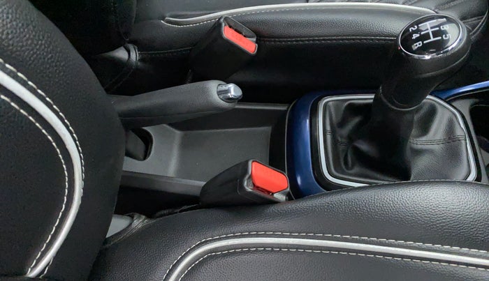 2021 Maruti IGNIS DELTA 1.2 K12, Petrol, Manual, 19,352 km, Gear Lever