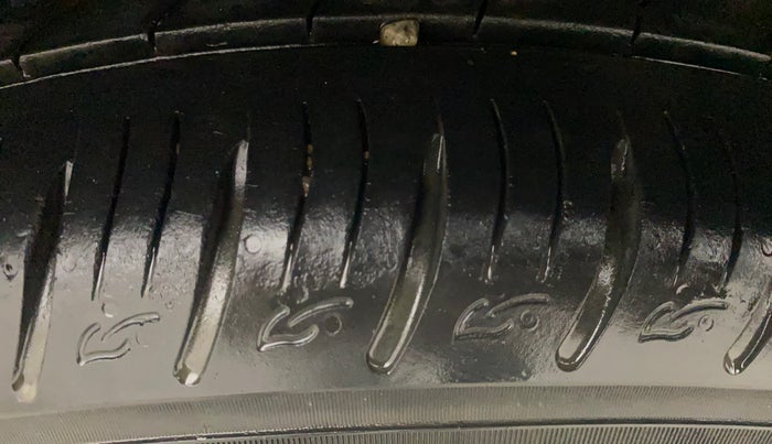 2019 Hyundai VENUE SX PLUS 1.0 TURBO DCT, Petrol, Automatic, 33,543 km, Left Rear Tyre Tread