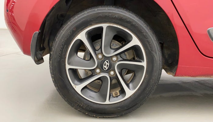 2018 Hyundai Grand i10 SPORTZ (O) AT 1.2 KAPPA VTVT, Petrol, Automatic, 21,242 km, Right Rear Wheel