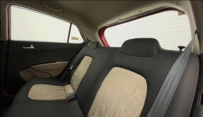 2018 Hyundai Grand i10 SPORTZ (O) AT 1.2 KAPPA VTVT, Petrol, Automatic, 21,242 km, Right Side Rear Door Cabin