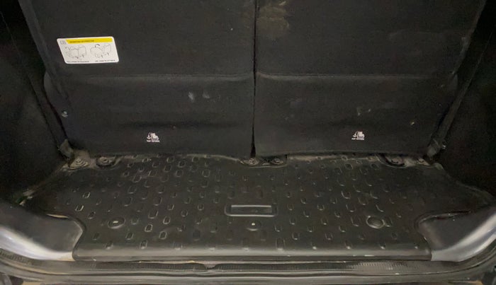 2022 Mahindra Thar LX HT PETROL 4WD MT, Petrol, Manual, 27,543 km, Boot Inside