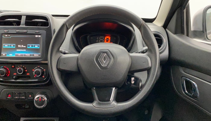 2018 Renault Kwid RXT 1.0 AMT (O), Petrol, Automatic, 40,031 km, Steering Wheel Close Up