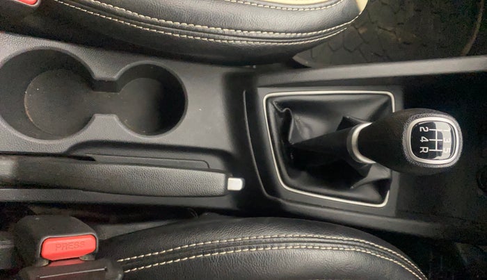 2015 Hyundai Elite i20 ASTA 1.2, Petrol, Manual, 77,895 km, Gear Lever